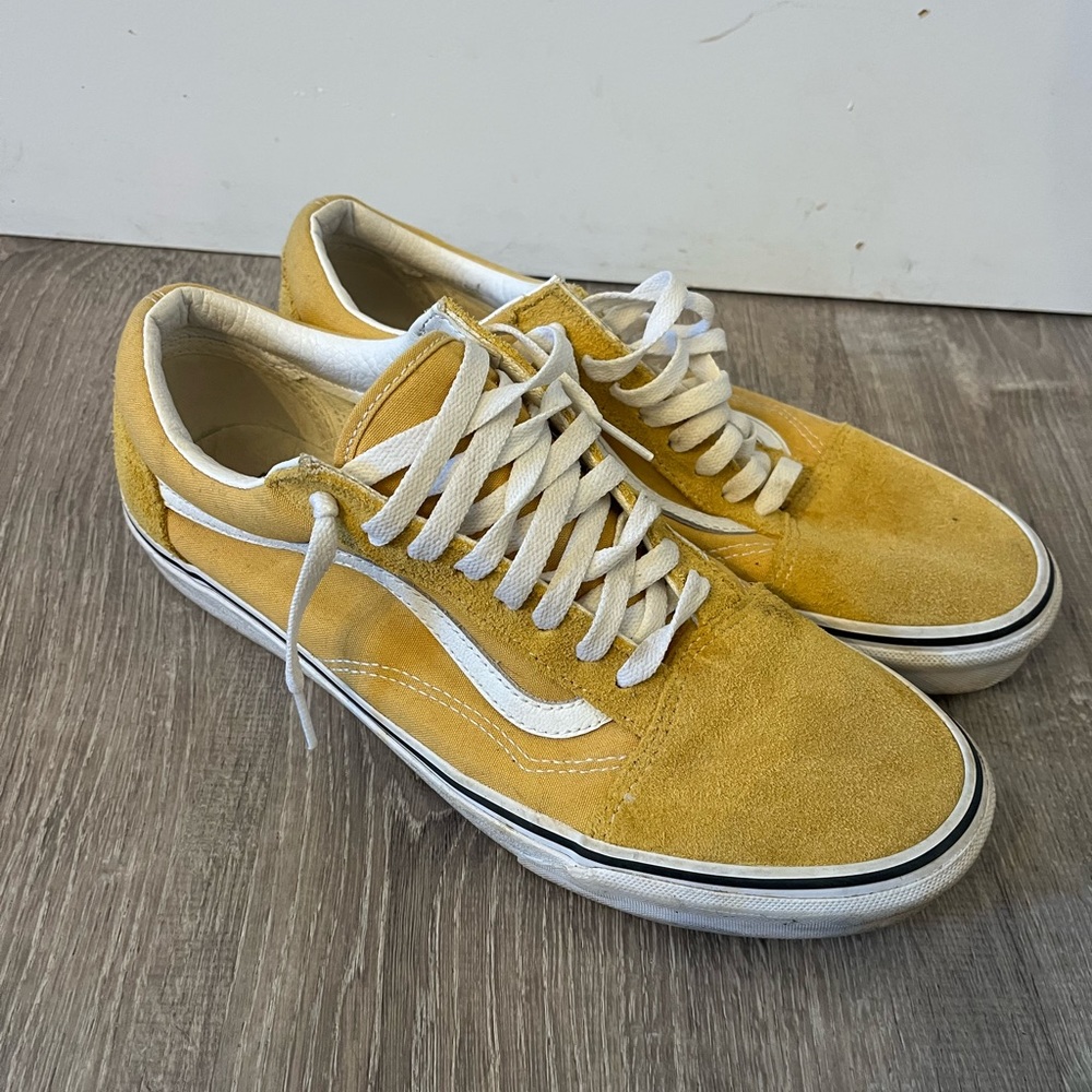 Vans - Picture 3 of 8
